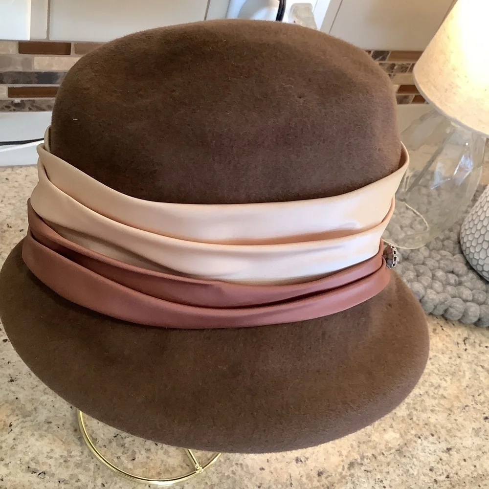 Vintage Brown Peachbloom Velour Cloche Bucket Hat 1950’s - Picture 3 of 5